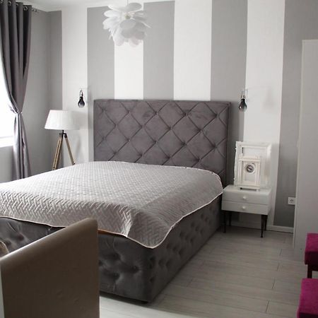 La Rose Apartment Cetinje Exterior photo