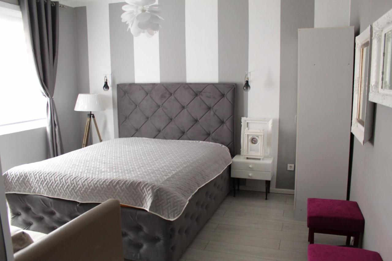 La Rose Apartment Cetinje Exterior photo